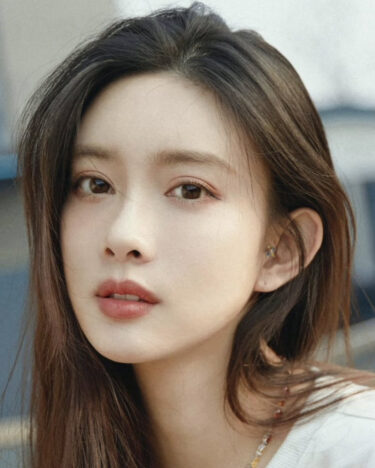 モン・ズーイー(孟子義)とは？話題のドラマ出演作＆彼氏の情報も！